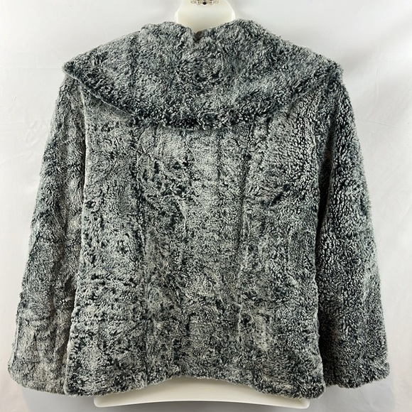 Cabi Chinchilly Gray Crop Jacket Party Dress Coat Plush Faux Fur Size S‎ - Picture 7 of 9